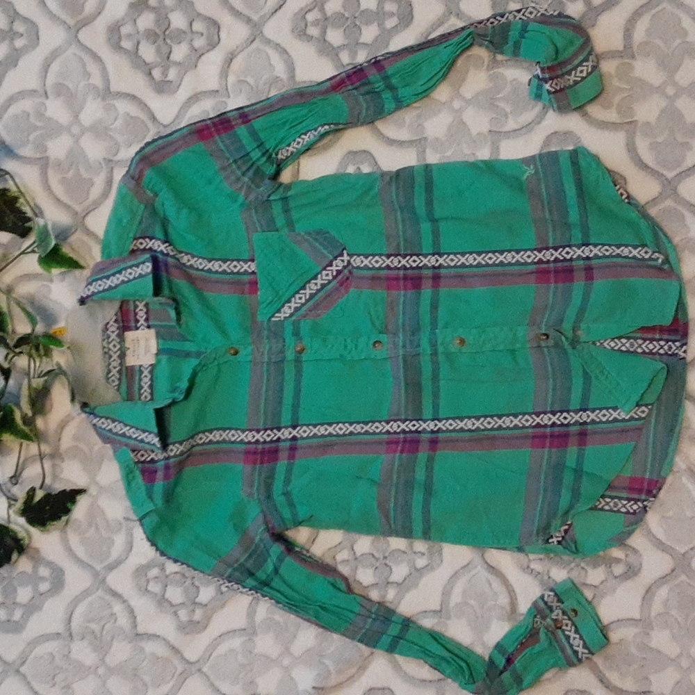 American Eagle Vintage Boyfriend shirt - Picture 1 of 9